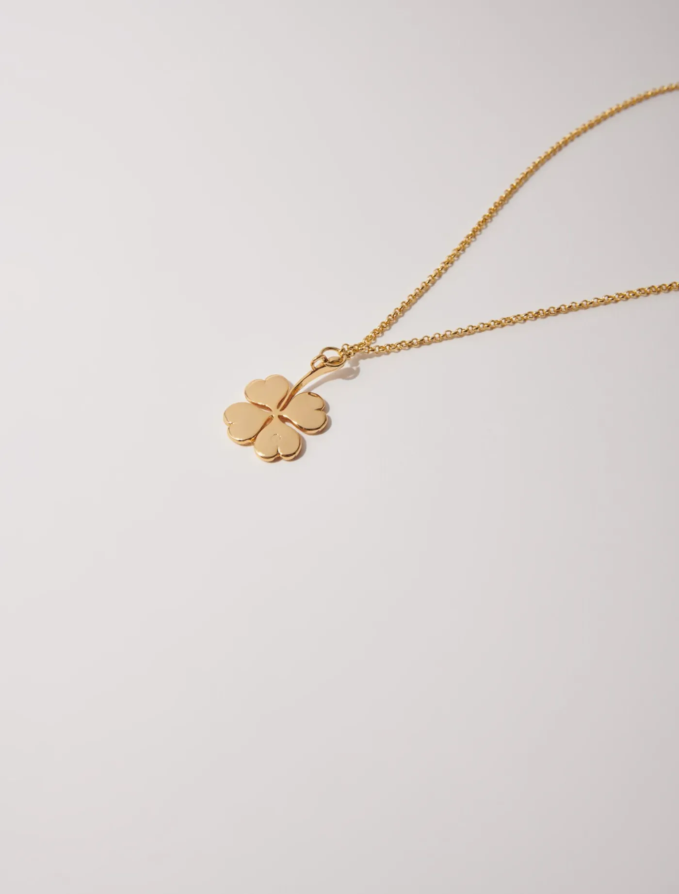 clover_necklace_5.webp Clover necklace^Maje Store