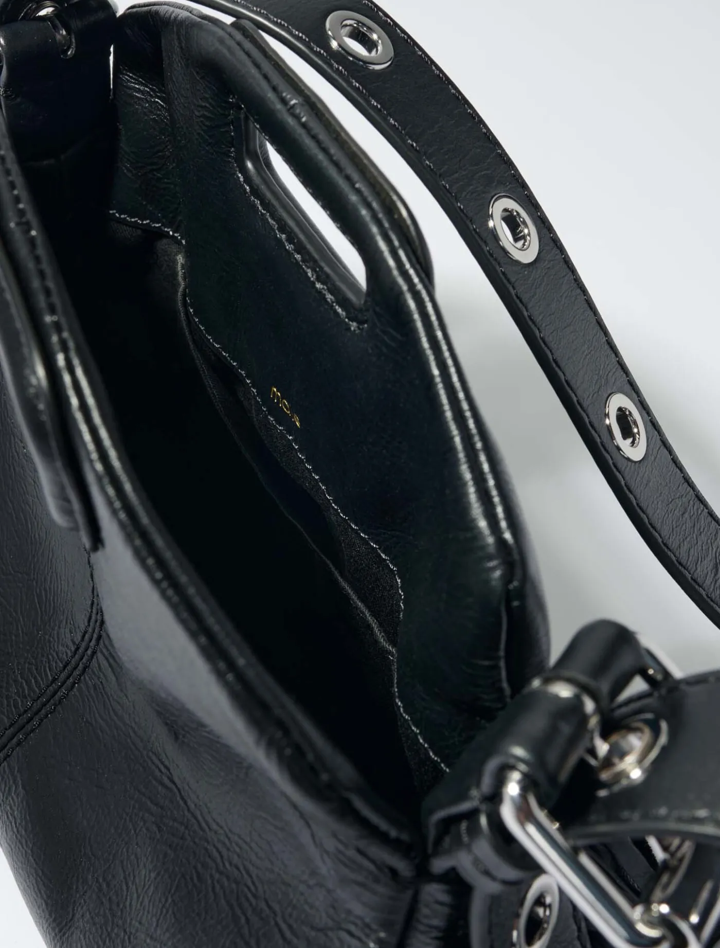 crackle_leather_mini_miss_m_bag_3.webp Crackle leather mini Miss M bag^Maje Best Sale