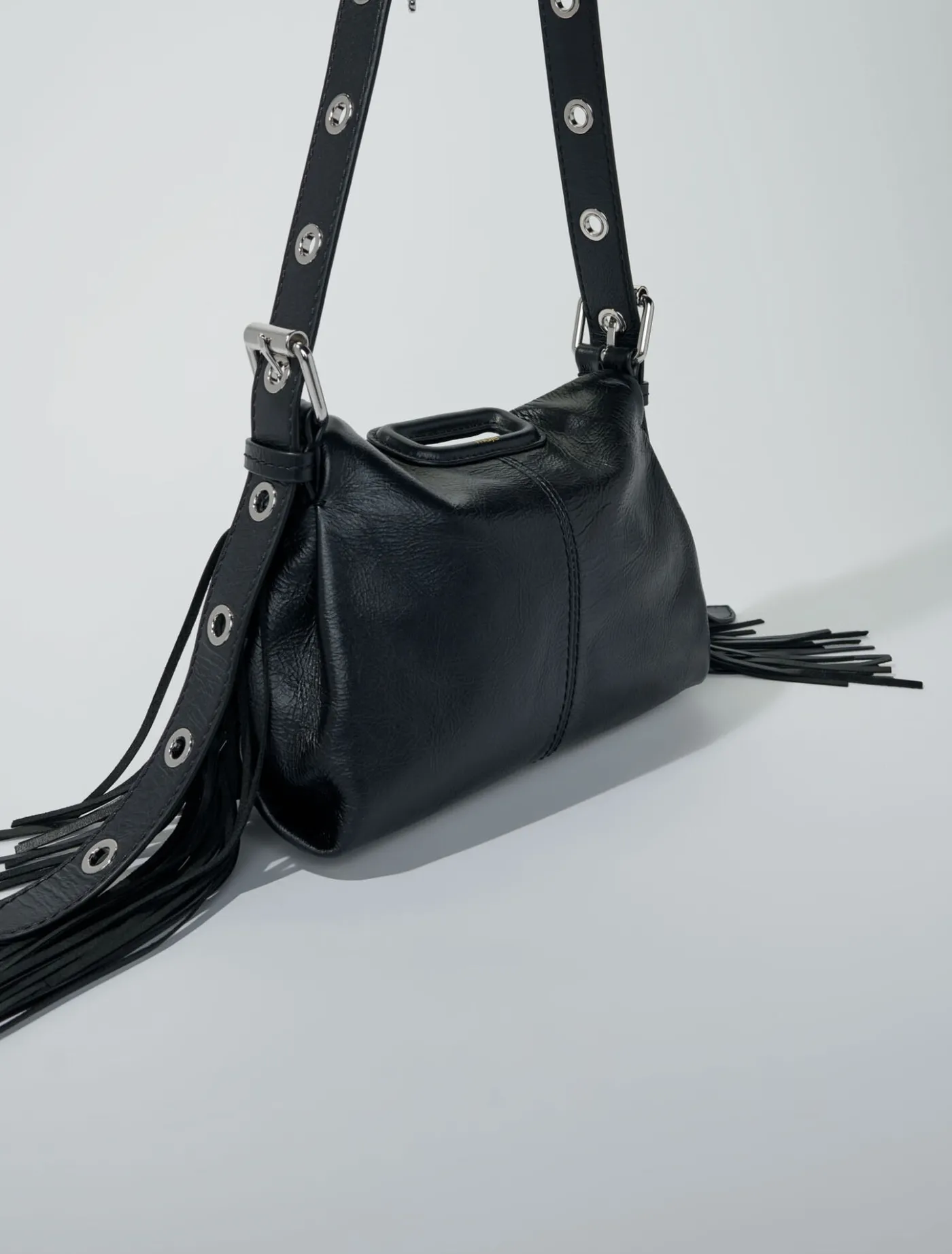 crackle_leather_mini_miss_m_bag_4.webp Crackle leather mini Miss M bag^Maje Best Sale