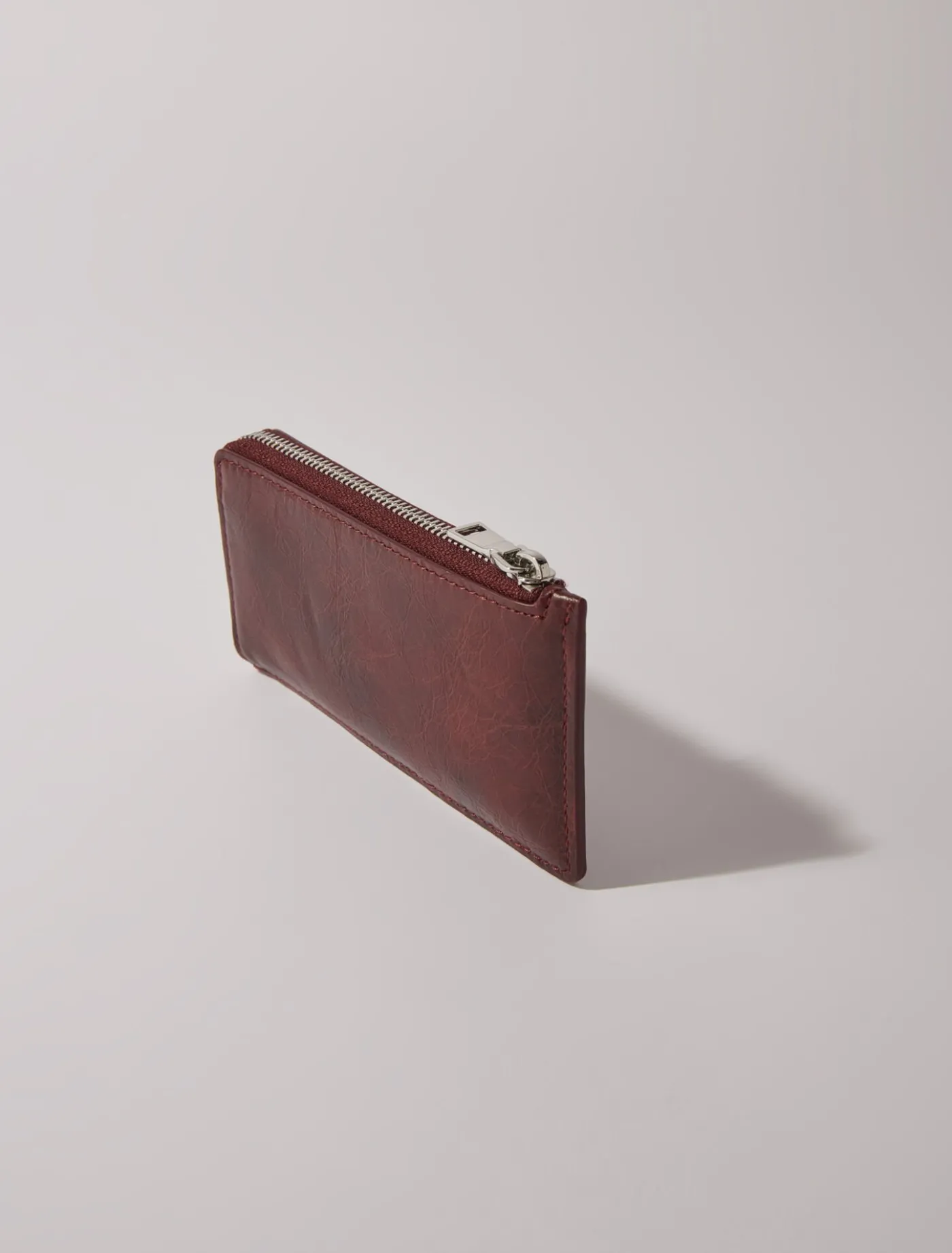 crackled_leather_cardholder_3.webp Crackled leather cardholder^Maje Online