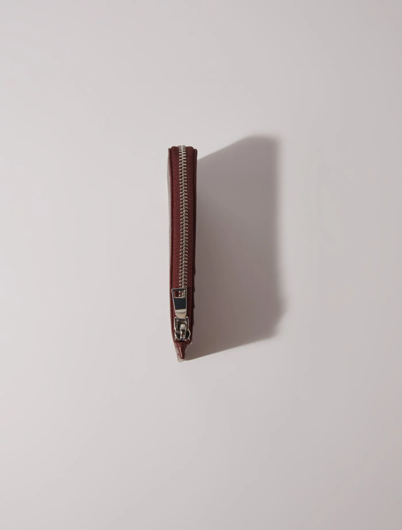 crackled_leather_cardholder_5.webp Crackled leather cardholder^Maje Online