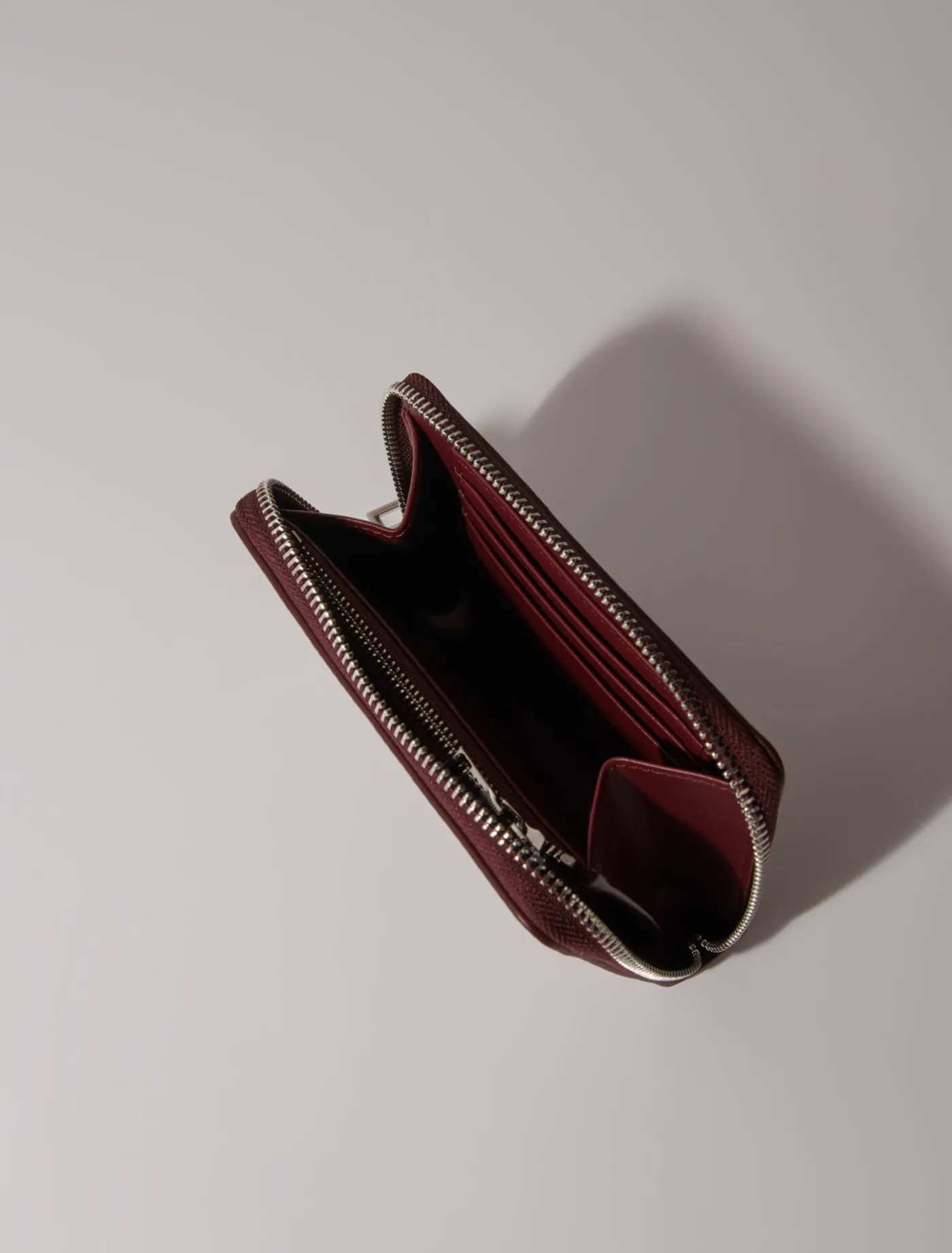 crackled_leather_wallet_4.webp Crackled leather wallet^Maje Best