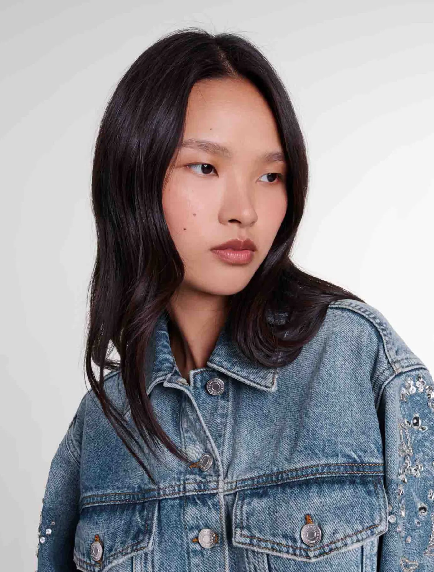 embroidered_denim_jacket_4.webp Embroidered denim jacket^Maje Best