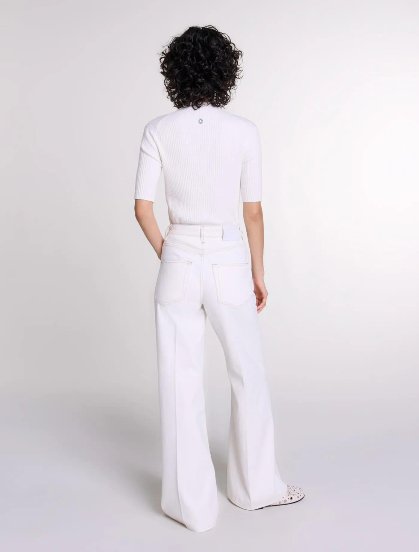 embroidered_highwaisted_jeans_2.webp Embroidered high-waisted jeans^Maje Sale