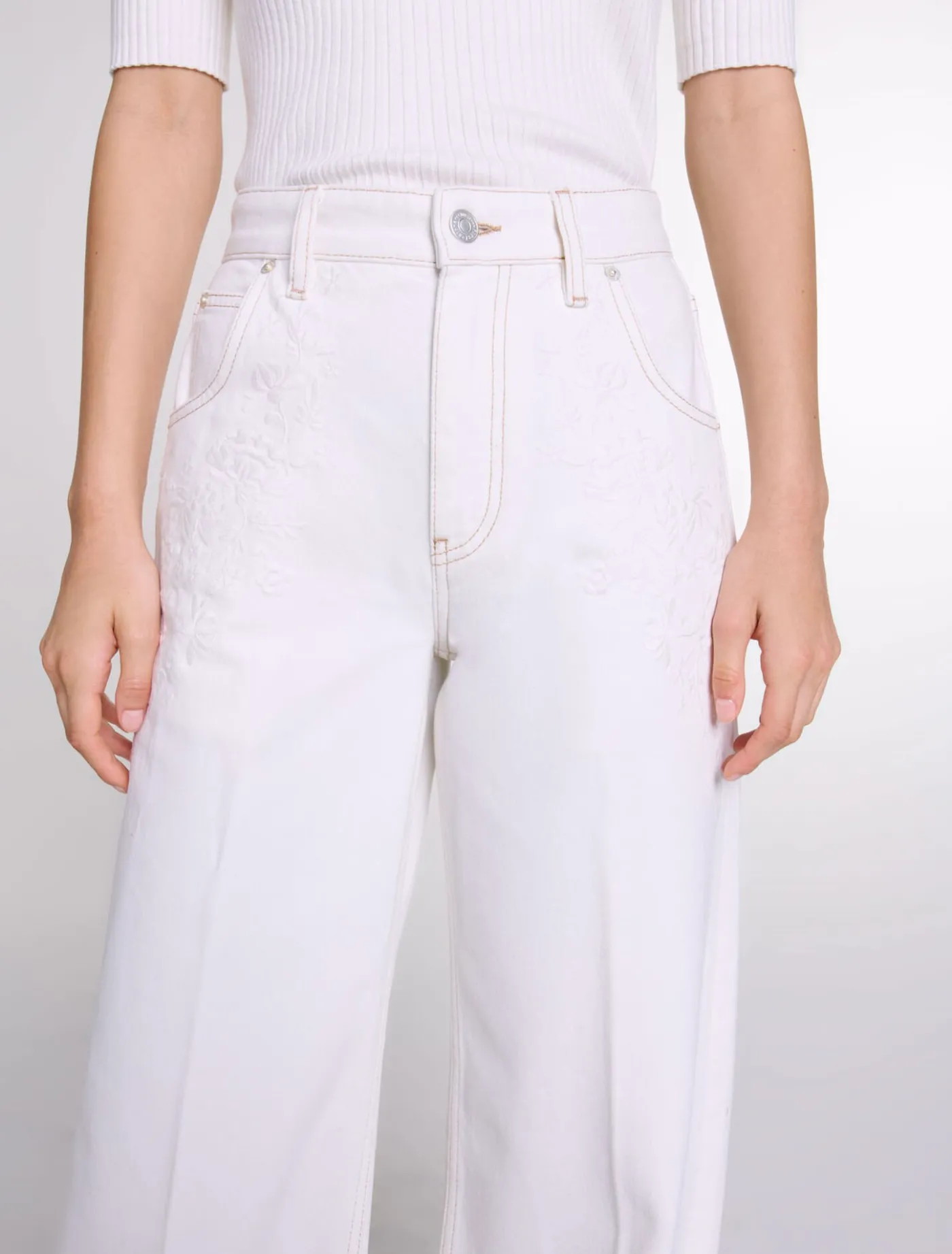 embroidered_highwaisted_jeans_4.webp Embroidered high-waisted jeans^Maje Sale