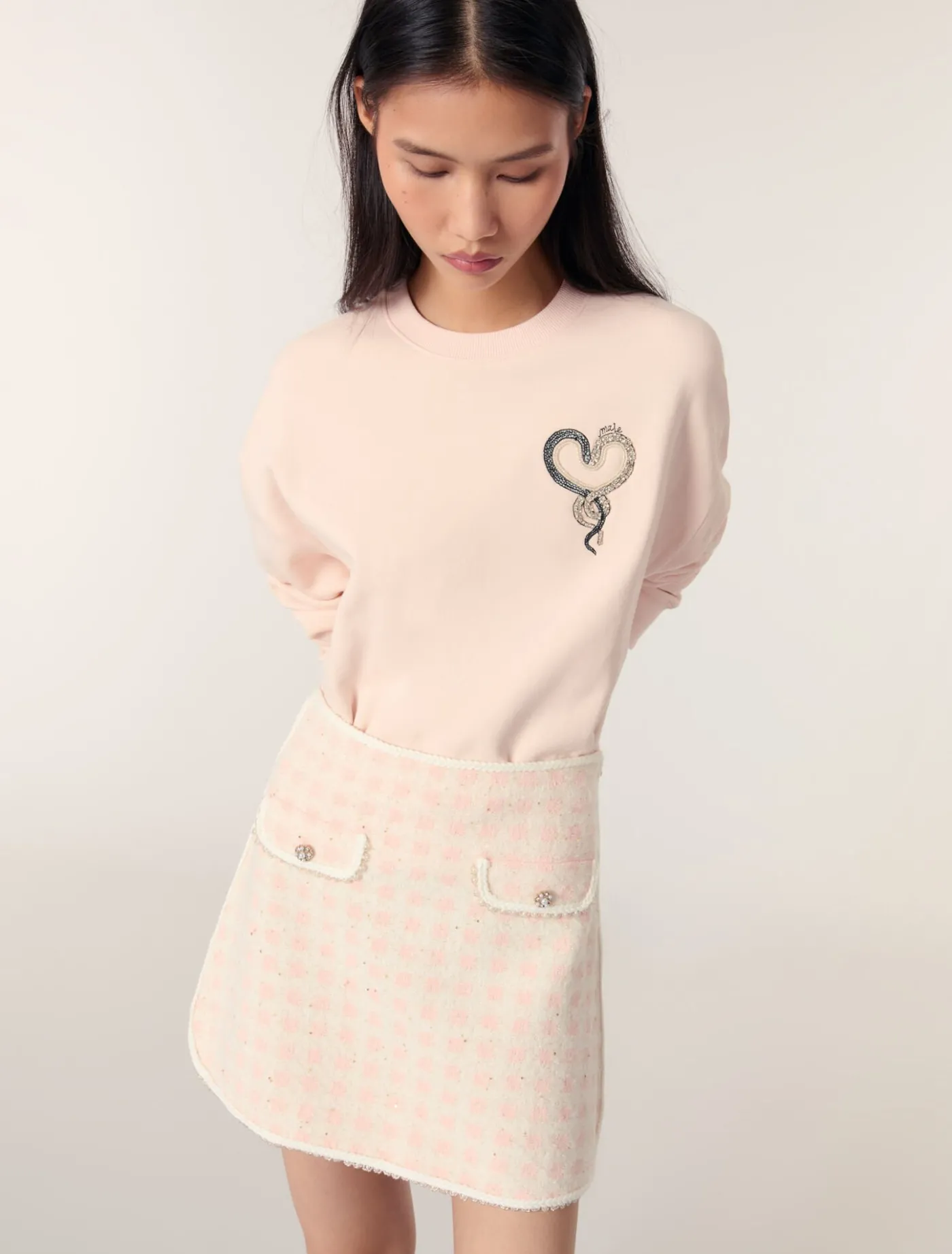 embroidered_sweatshirt_5.webp Embroidered sweatshirt^Maje New