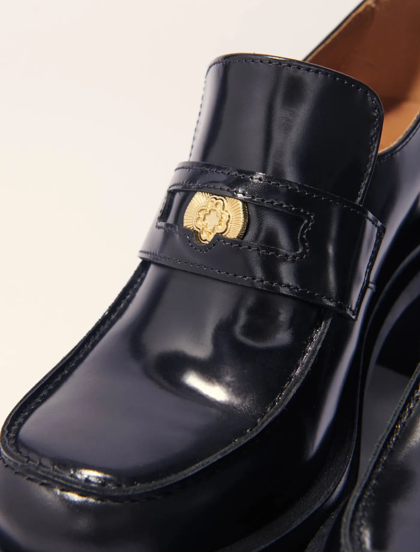 heeled_loafers_5.webp Heeled loafers^Maje Hot