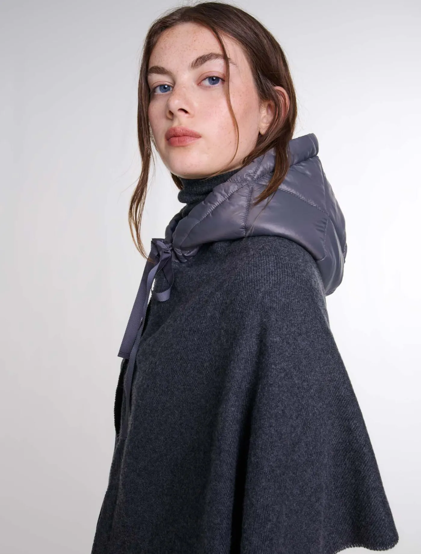 hooded_wool_poncho_8.webp Hooded wool poncho^Maje Best Sale