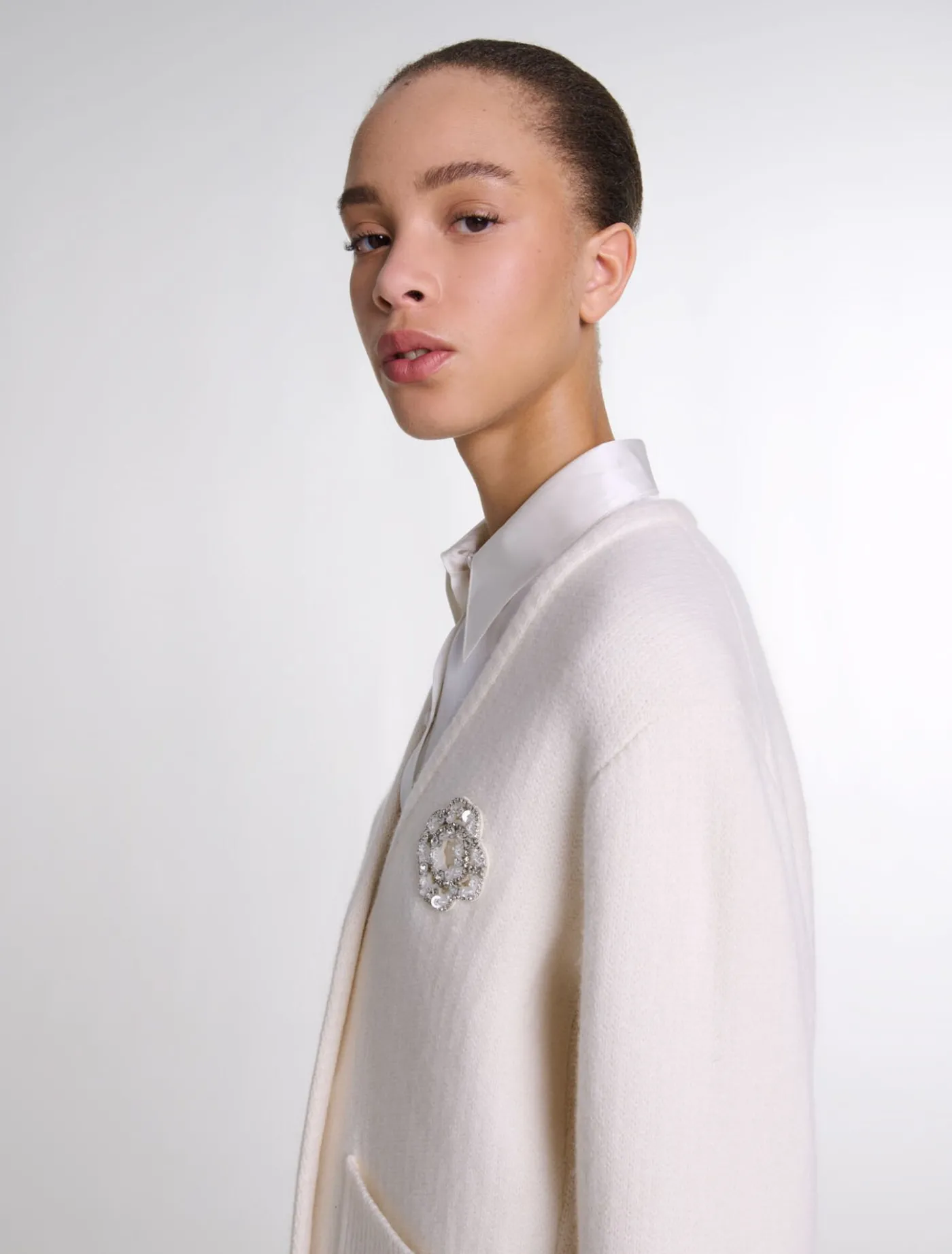 knit_cardie_with_rhinestone_clover_5.webp Knit cardie with rhinestone Clover^Maje Cheap