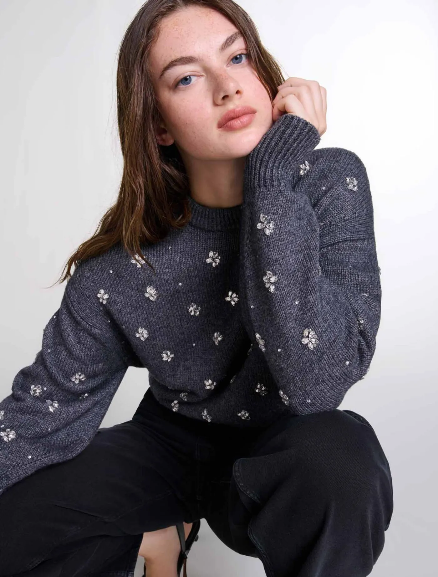 knitted_jumper_with_rhinestones_6.webp Knitted jumper with rhinestones^Maje Shop