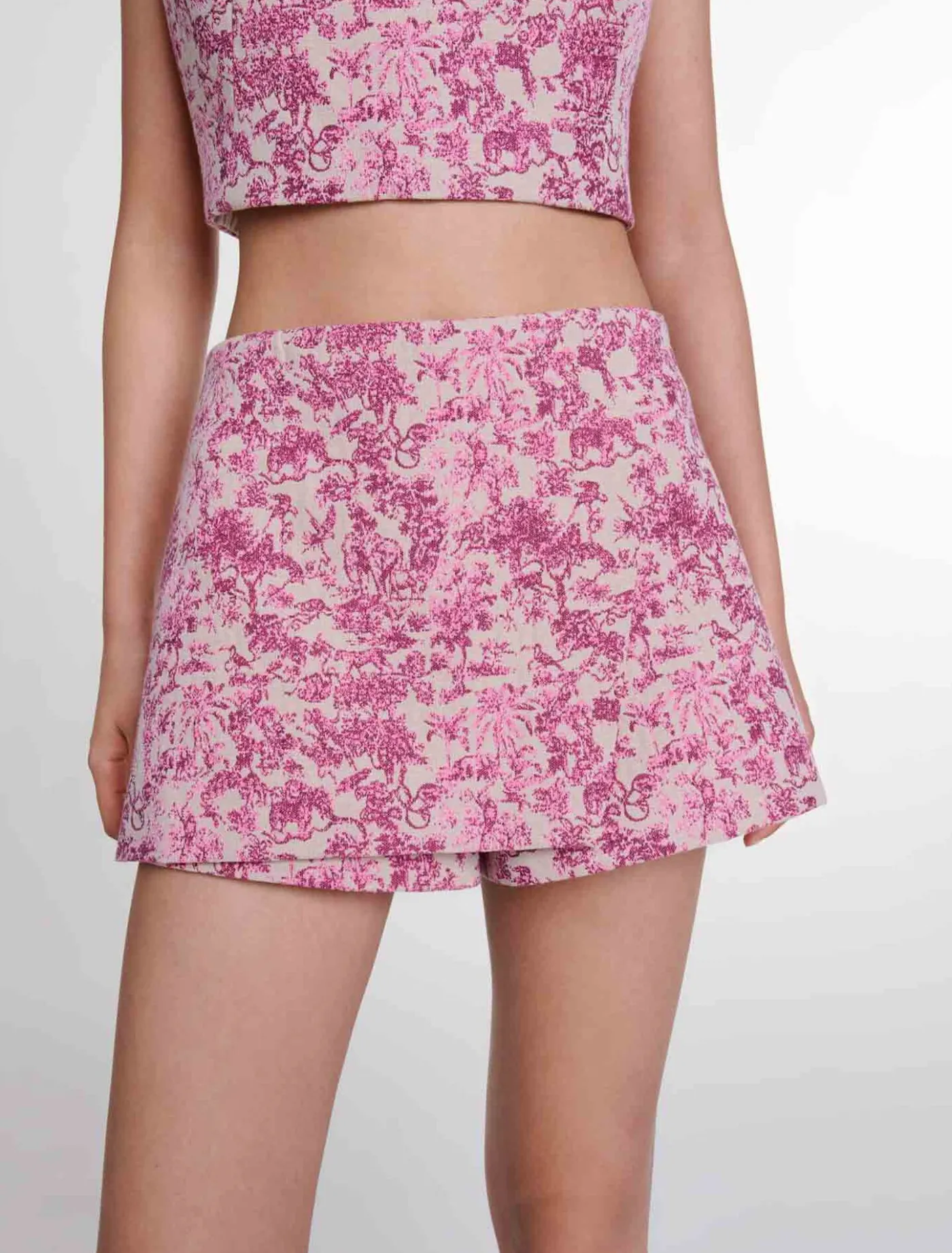 layered_shorts_4.webp Layered shorts^Maje Outlet