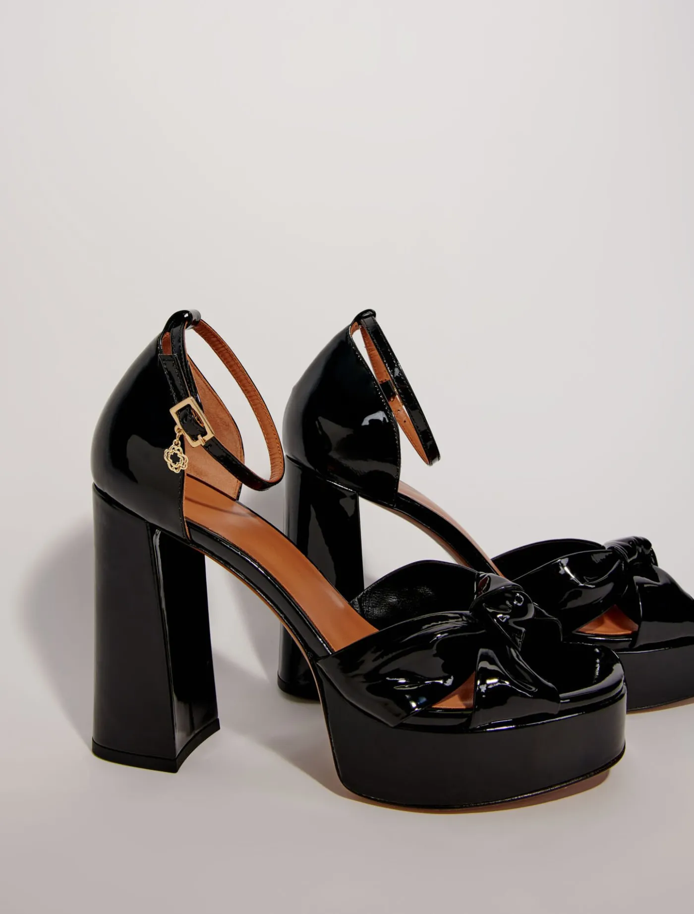 leather_platform_sandals_6.webp Leather platform sandals^Maje Online