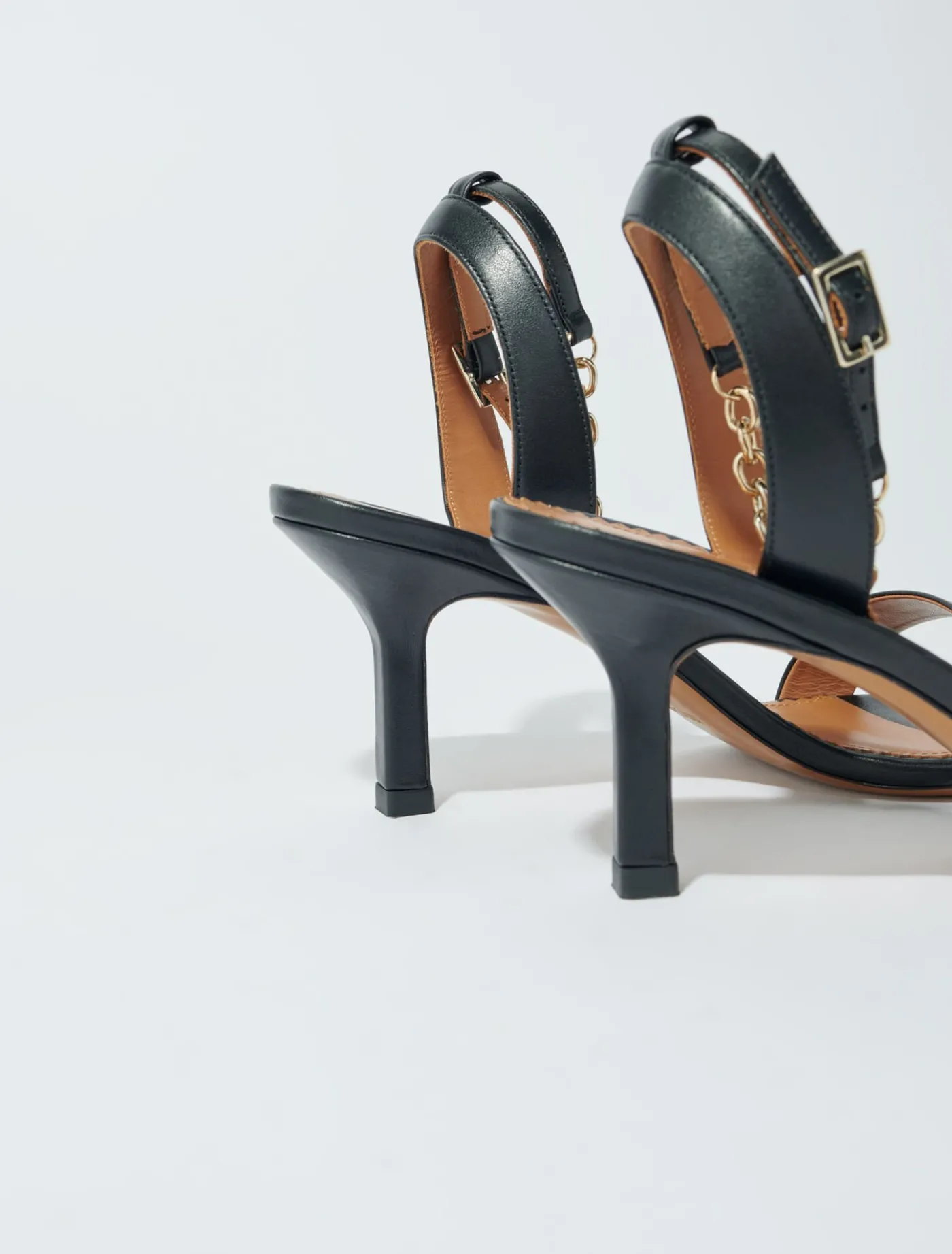 leather_sandals_with_heels_3.webp Leather sandals with heels^Maje Best