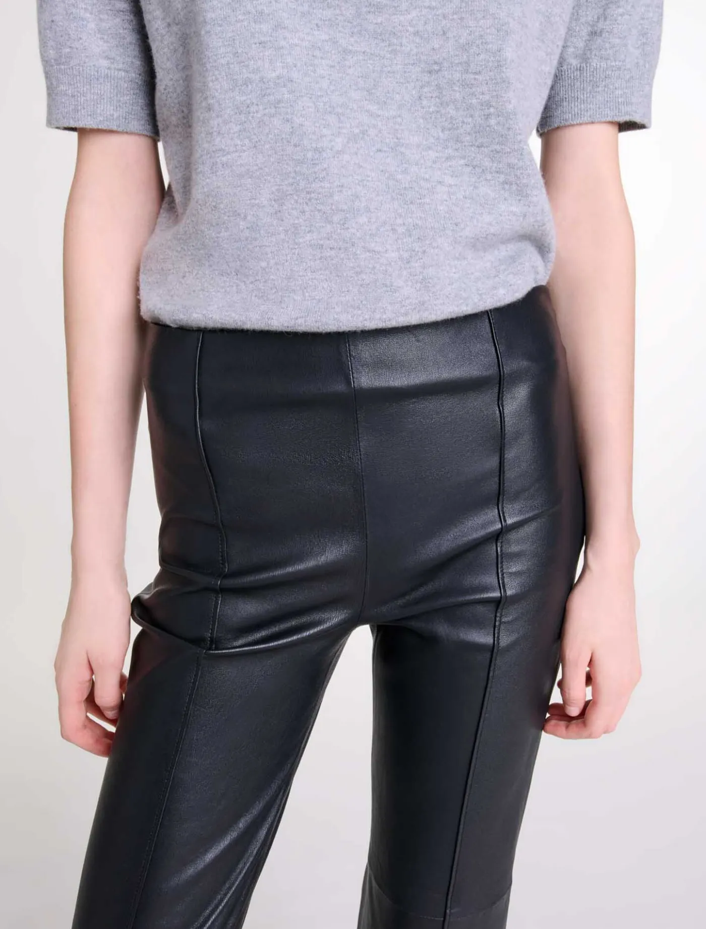 leather_trousers_4-1.webp Leather trousers^Maje Sale