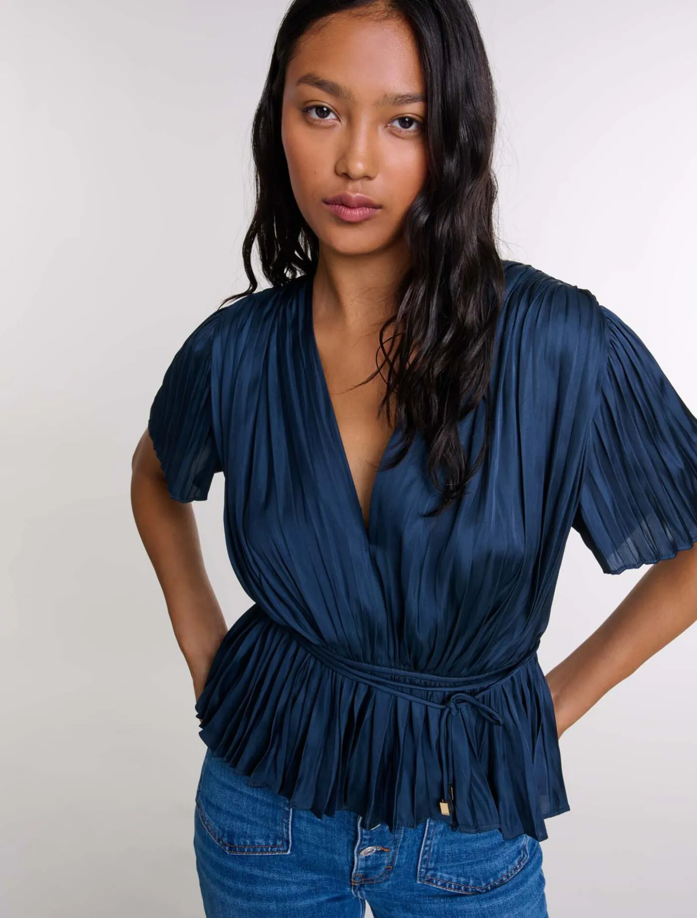 pleated_shortsleeved_top_5.webp Pleated short-sleeved top^Maje Hot