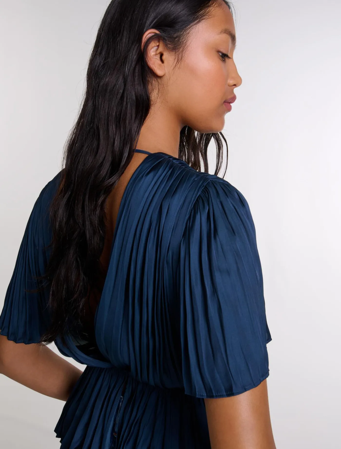 pleated_shortsleeved_top_6.webp Pleated short-sleeved top^Maje Hot