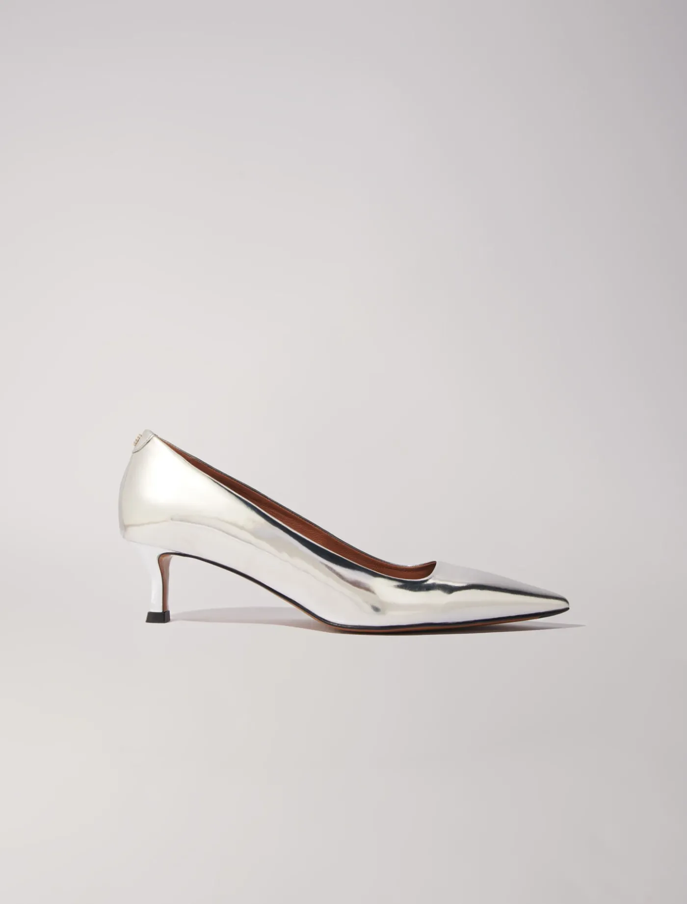pointed_mirrored_leather_pumps_8.webp Pointed mirrored leather pumps^Maje Best Sale