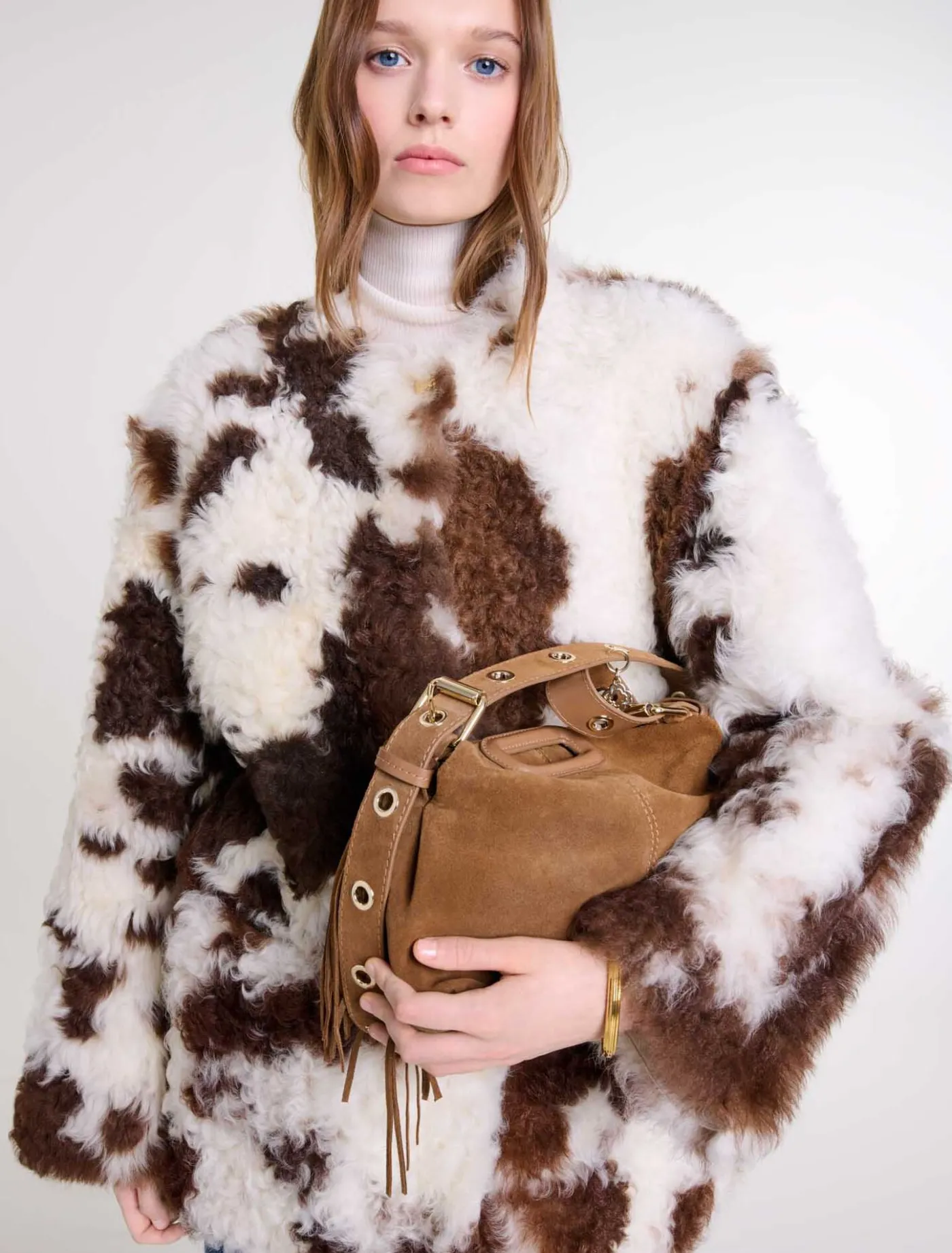 reversible_shearling_3.webp Reversible shearling^Maje Shop