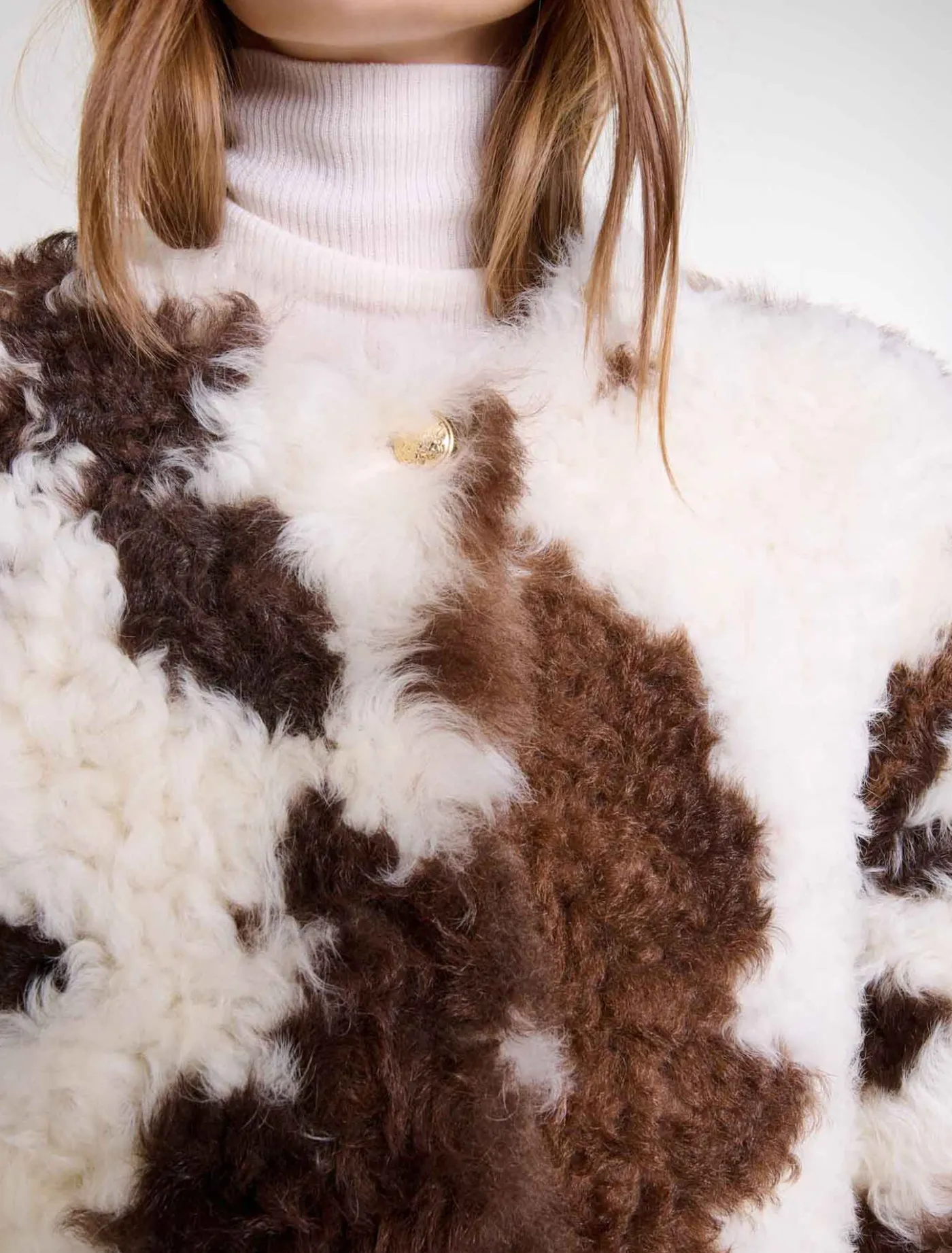 reversible_shearling_8.webp Reversible shearling^Maje Shop