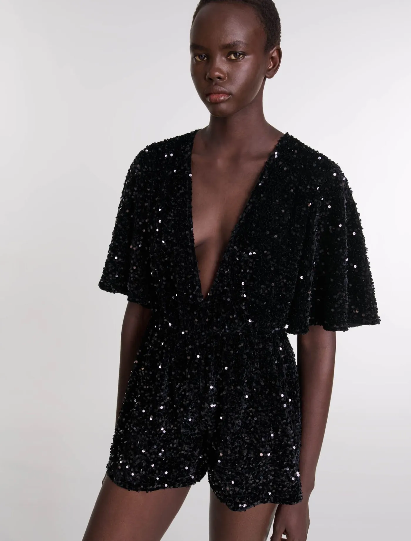 sequinned_velvet_playsuit_3.webp Sequinned velvet playsuit^Maje Outlet