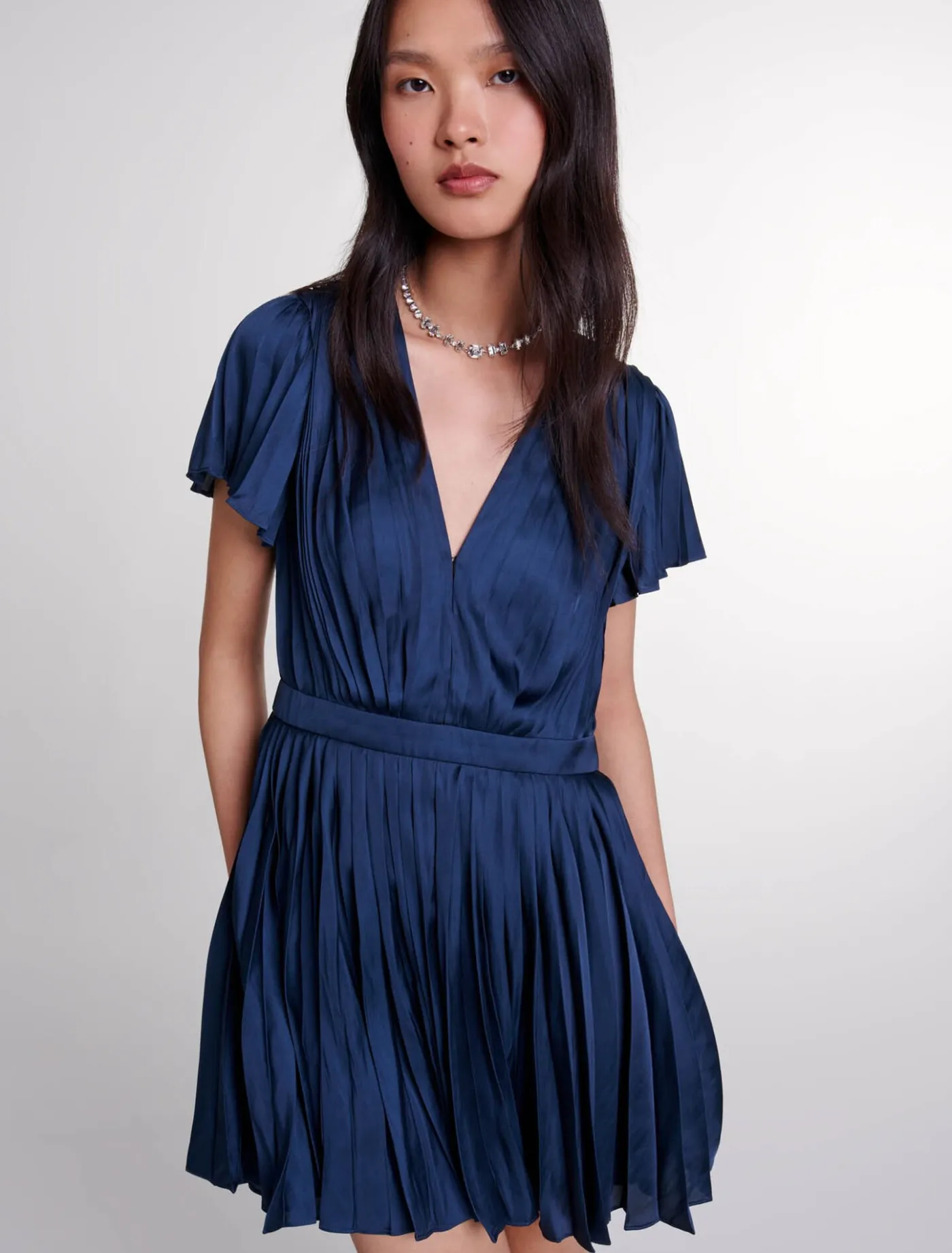 short_pleated_dress_5.webp Short pleated dress^Maje Shop