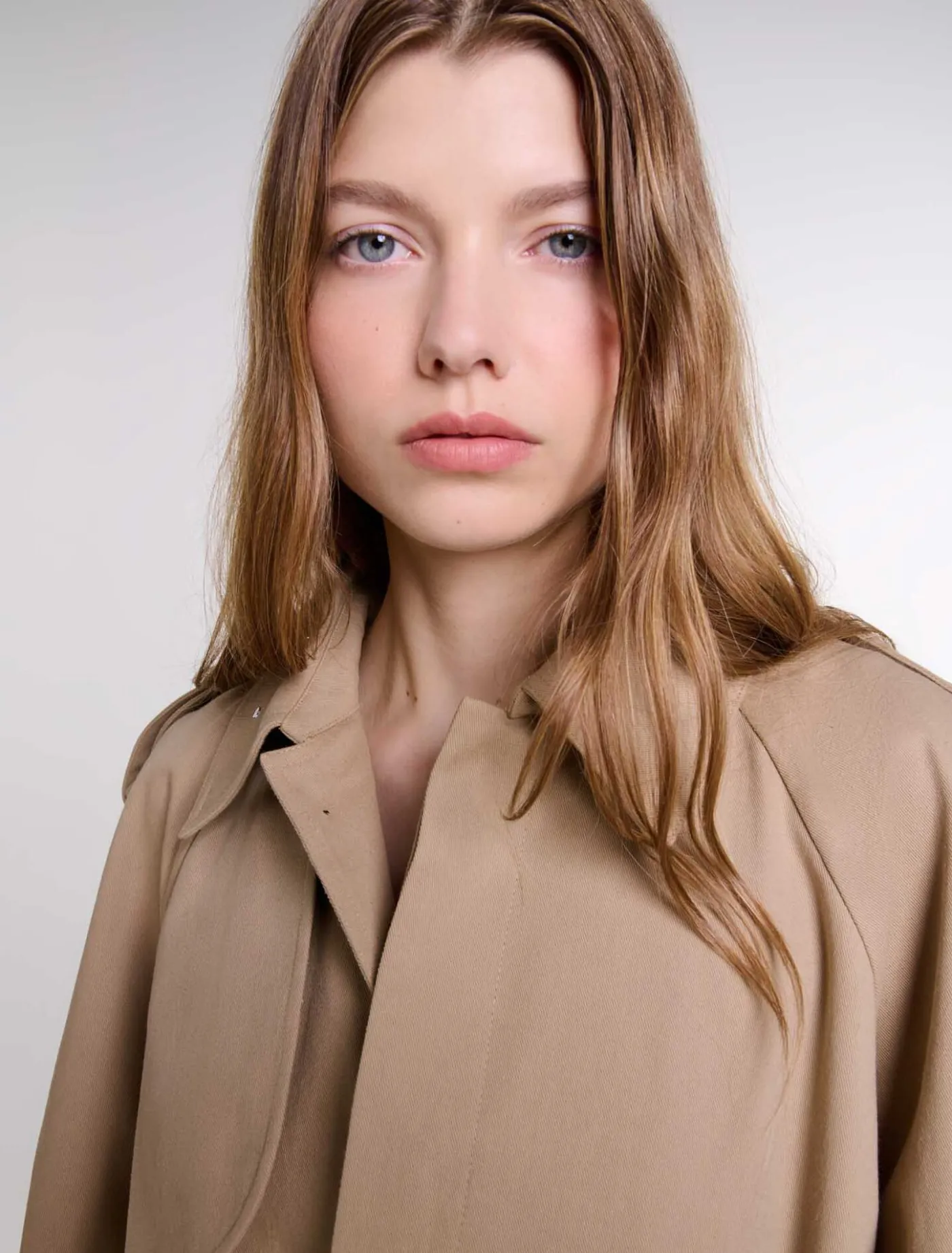 short_studded_trench_coat_7.webp Short studded trench coat^Maje Cheap