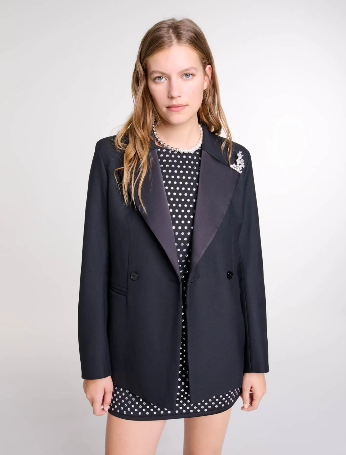 suit_jacket_with_brooch_6.webp Suit jacket with brooch^Maje Sale
