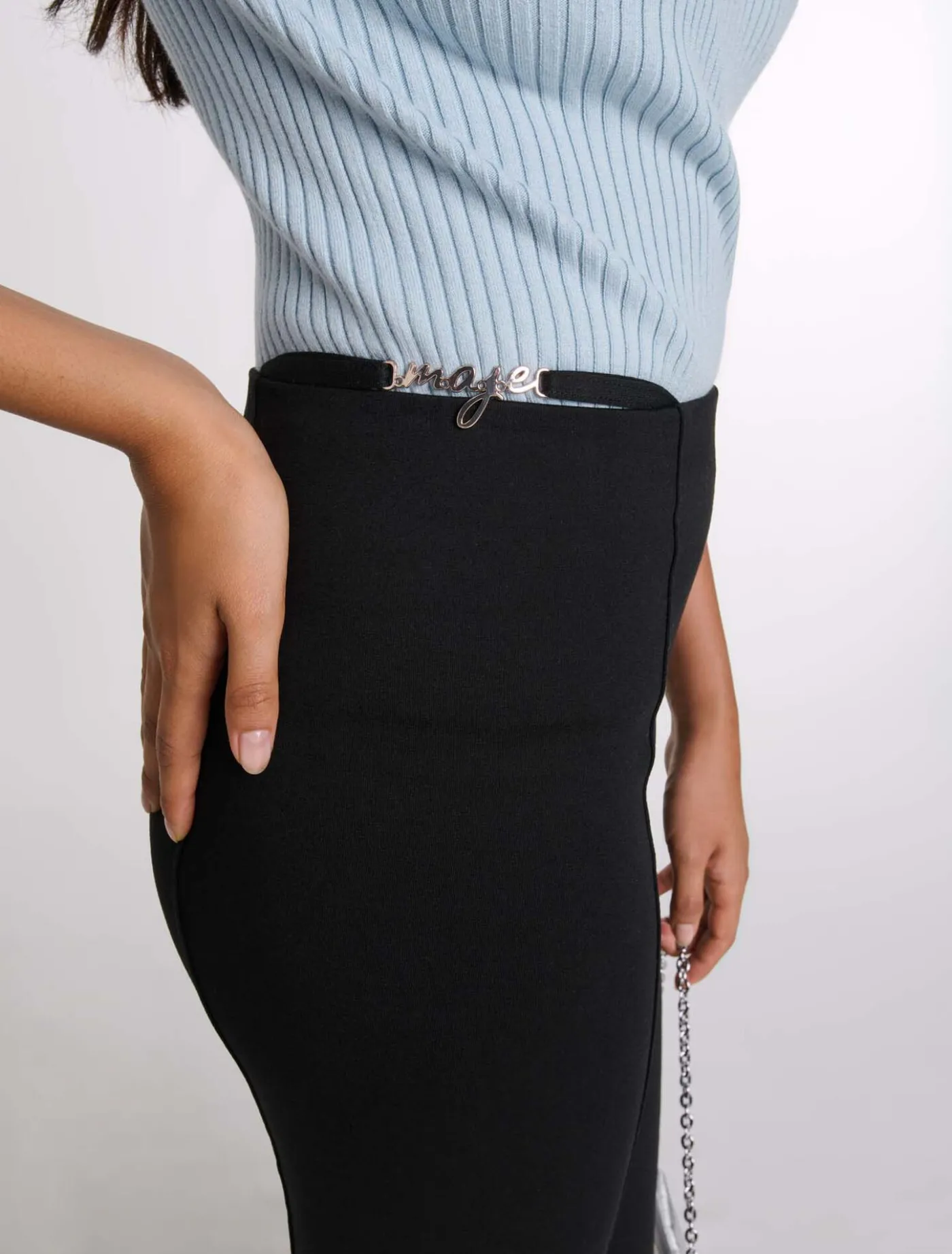 trousers_with_jewellery_detail_4.webp Trousers with jewellery detail^Maje Sale