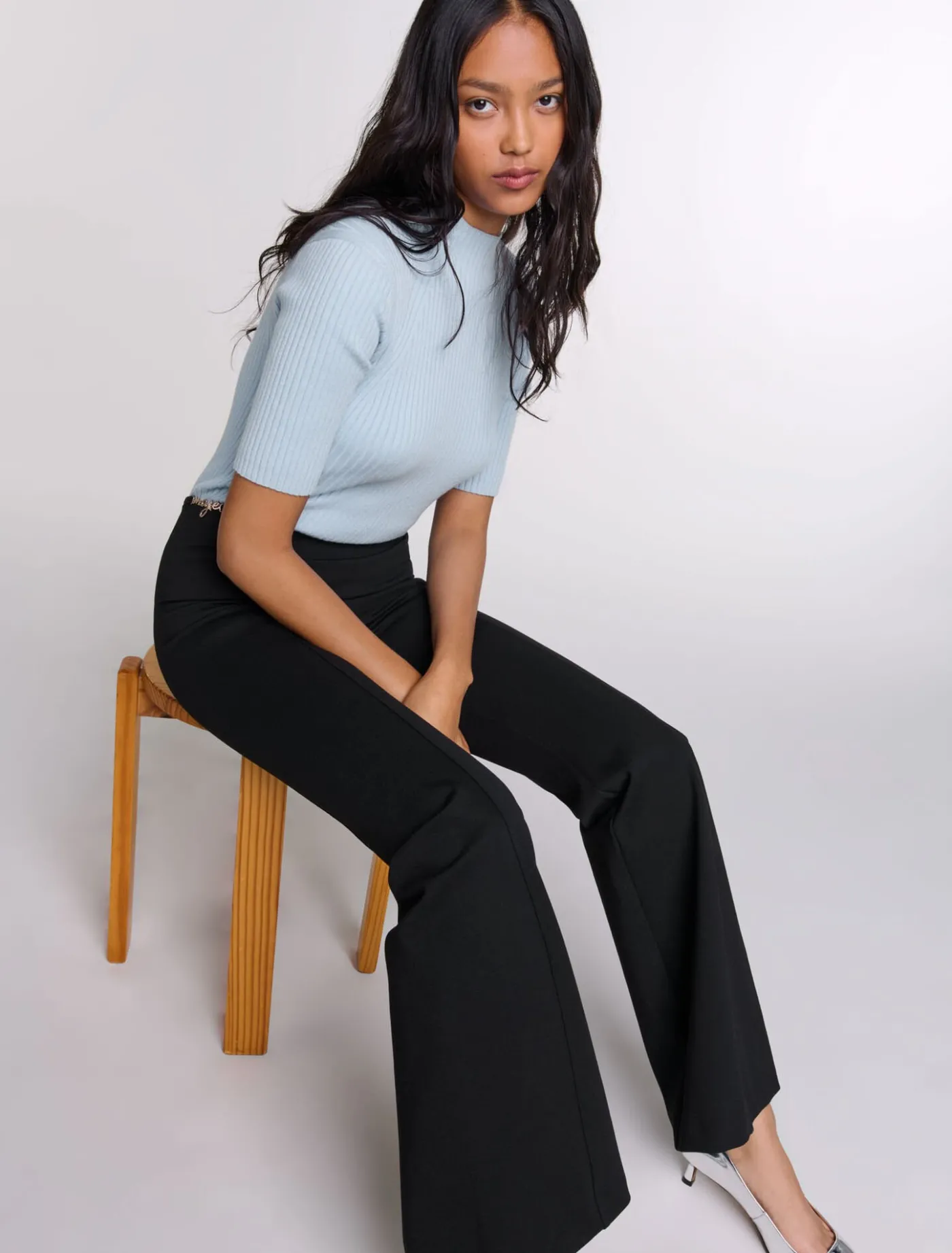 trousers_with_jewellery_detail_6.webp Trousers with jewellery detail^Maje Sale