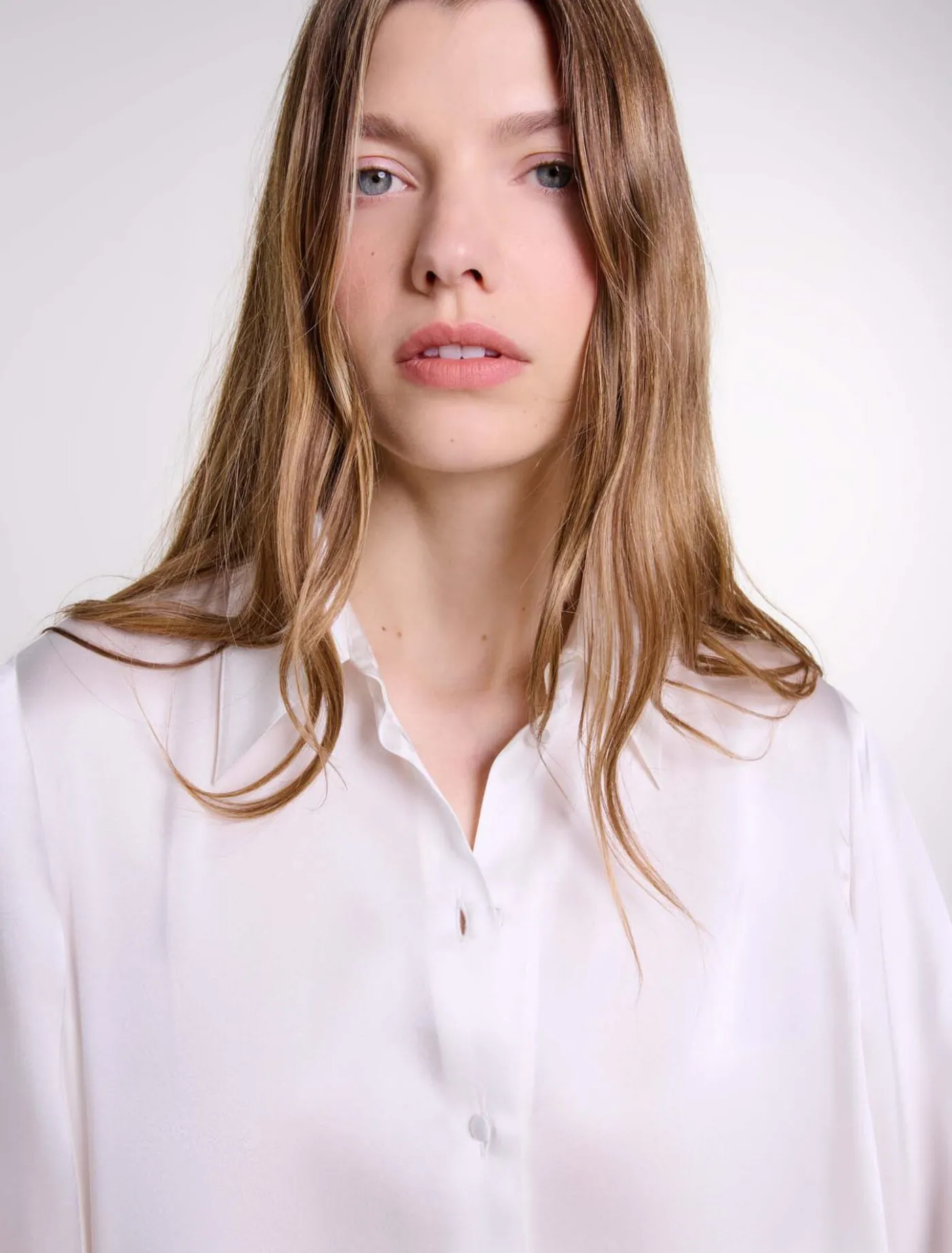 white_silk_shirt_4.webp silk shirt^Maje Outlet